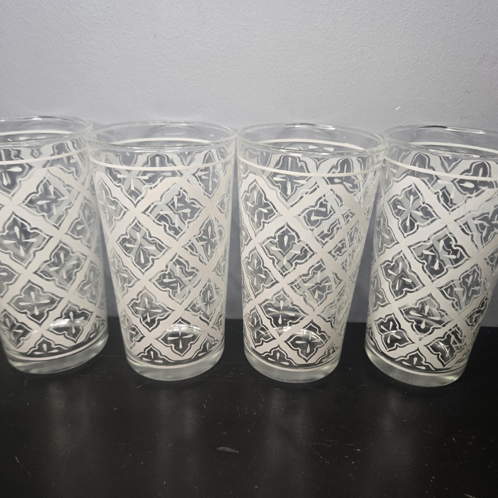 Vintage MCM Geometric Trellis Geometric Tumblers